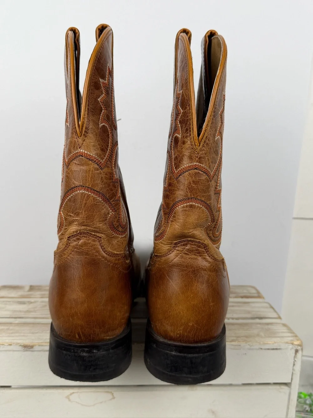 Cody James men's western boots distressed leather detailed embroidery size 9D